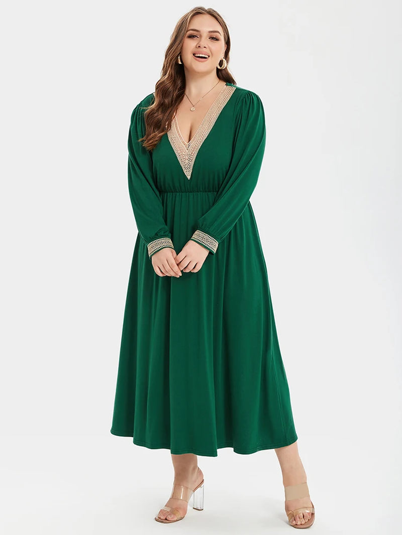 Plus Sized Clothing Solid Casual Eyelet Lace V-Neck Ruched Long Sleeve Maxi Dress Waist Party Dress 2024 Fashion Maxi Dress