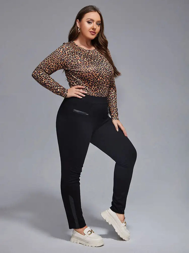 Women's Plus Size Leopard Print Round Neck Long Sleeve Blouse